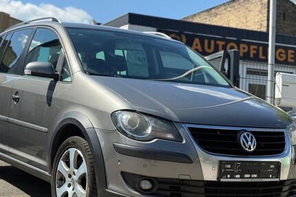 VW Touran 163.000 km 4.700 &euro; Berlin 12351
