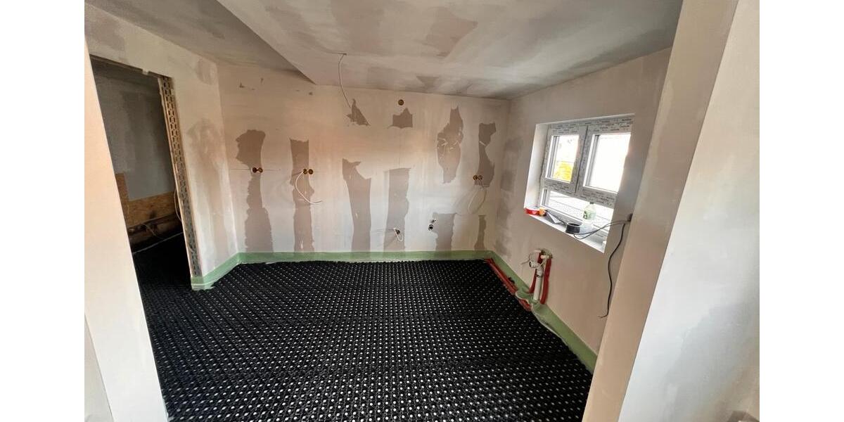 Dachgeschoßwohnung Lehrte - 4 Zimmer, 120 m&sup2;, 1.350&euro; | Angebot:26415929