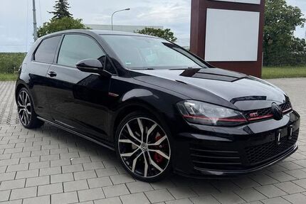 VW Golf 178.000 km 13.799 &euro; Darmstadt 64291
