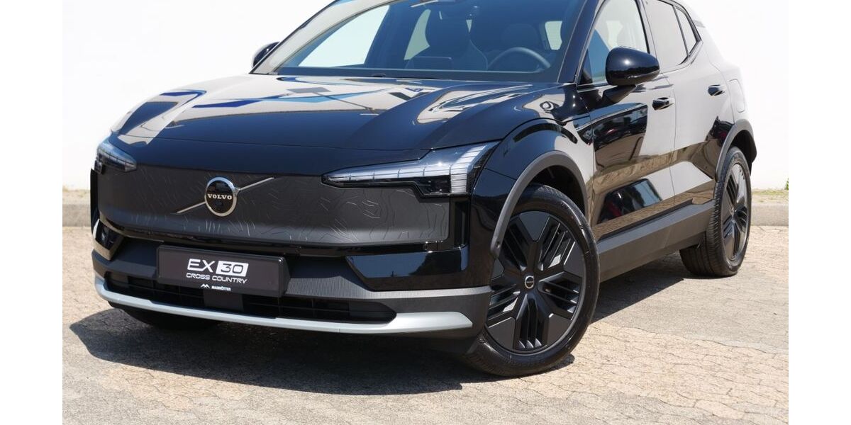 Volvo EX30 4.000 km 44.450 &euro; Bielefeld 33647