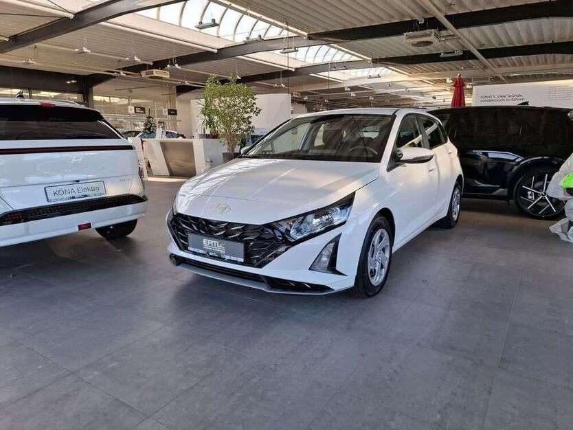 i20