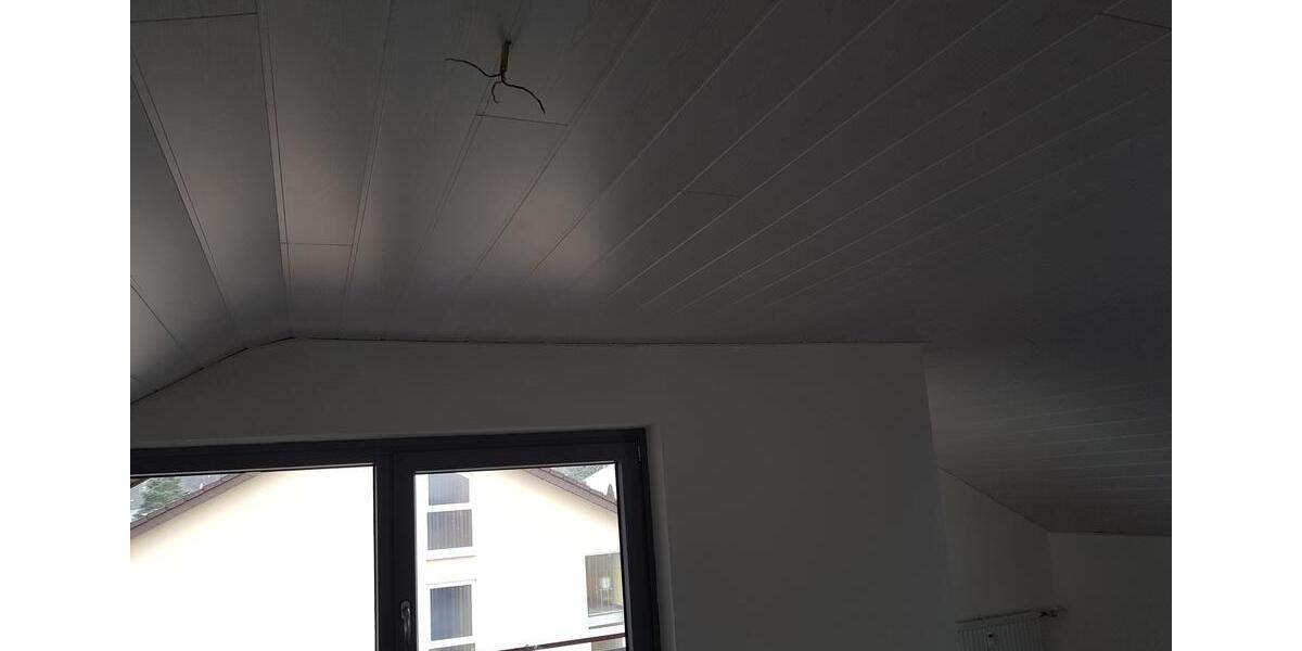 Dachgeschoßwohnung Walldürn - 3.5 Zimmer, 75 m&sup2;, 170.000&euro; | Angebot:27072498