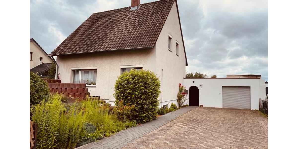 Einfamilienhaus Sickte - 6 Zimmer, 110 m&sup2;, 345.000&euro; | Angebot:27096897
