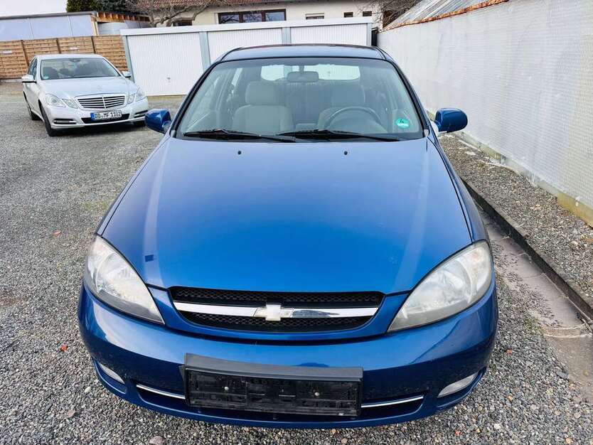 Chevrolet Lacetti 157.000 km 550 € Dresden 01239