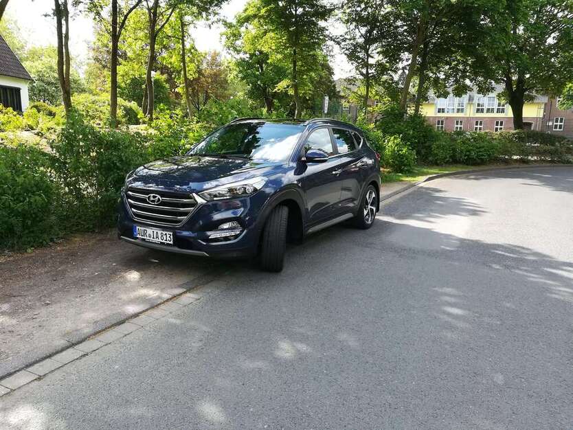 Hyundai TUCSON 58.700 km 17.900 € Wiesmoor 26639