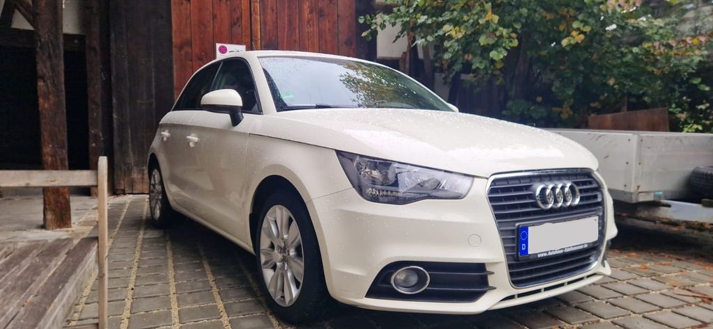 Audi A1 107.500 km 10.400 &euro; München 81543