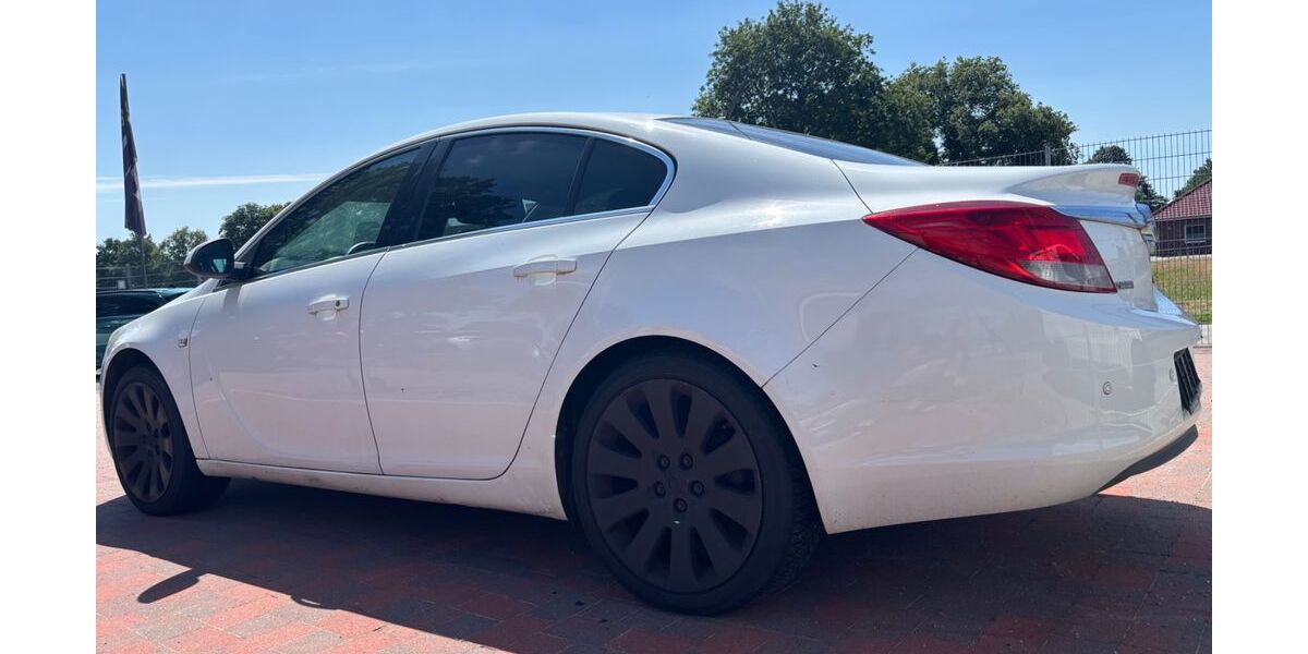 Opel Insignia 183.000 km 1.890 &euro; Westoverledingen 26810