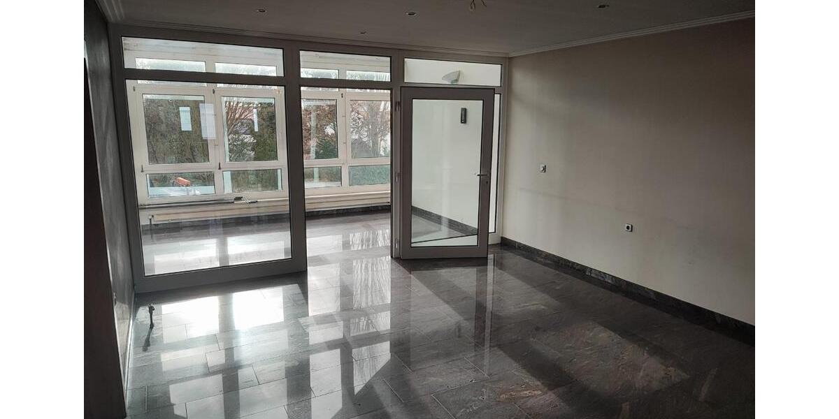 Einfamilienhaus Herrieden - 10 Zimmer, 300 m&sup2;, 1.150.000&euro; | Angebot:25811508