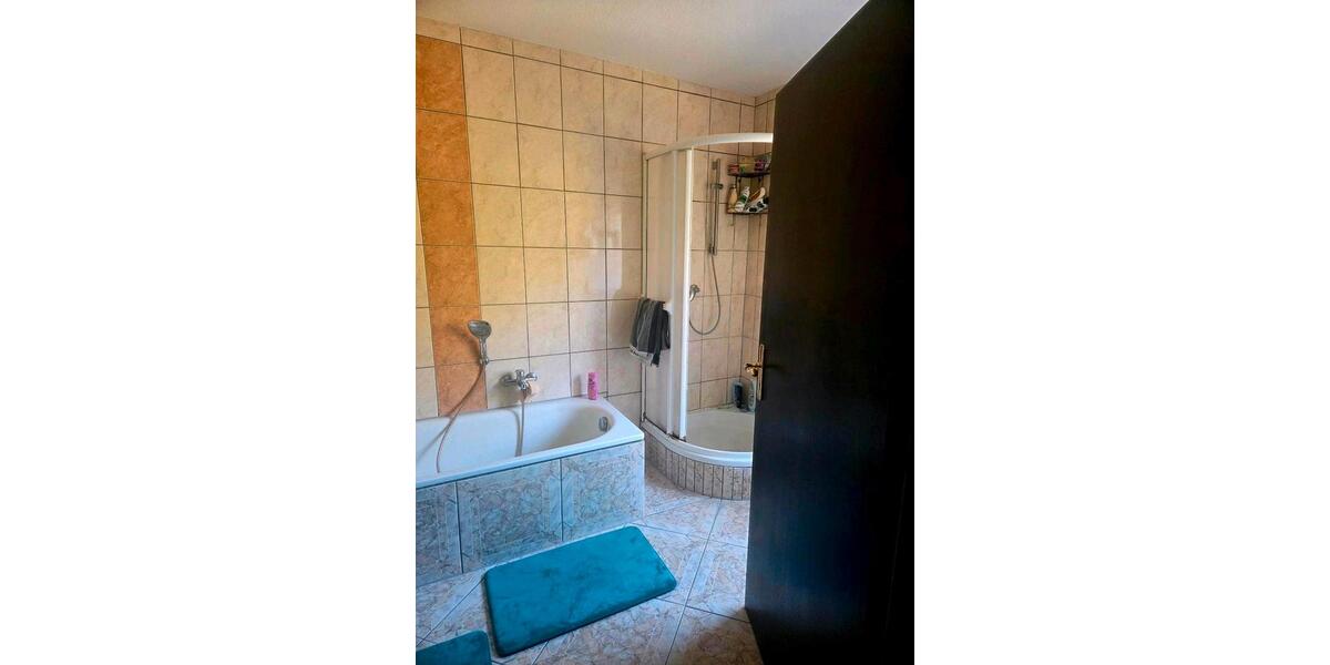 Einfamilienhaus Bendorf - 9 Zimmer, 192 m&sup2;, 370.000&euro; | Angebot:26284869