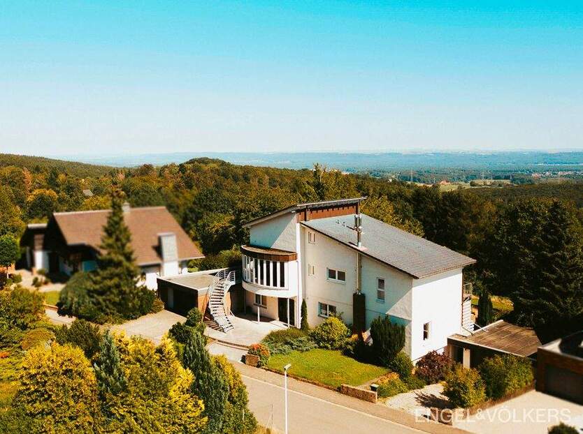 Begehrte Höhenlage mit beeindruckendem Panoramablick auf Stadt Homburg und Umgebung! 1 zimmer