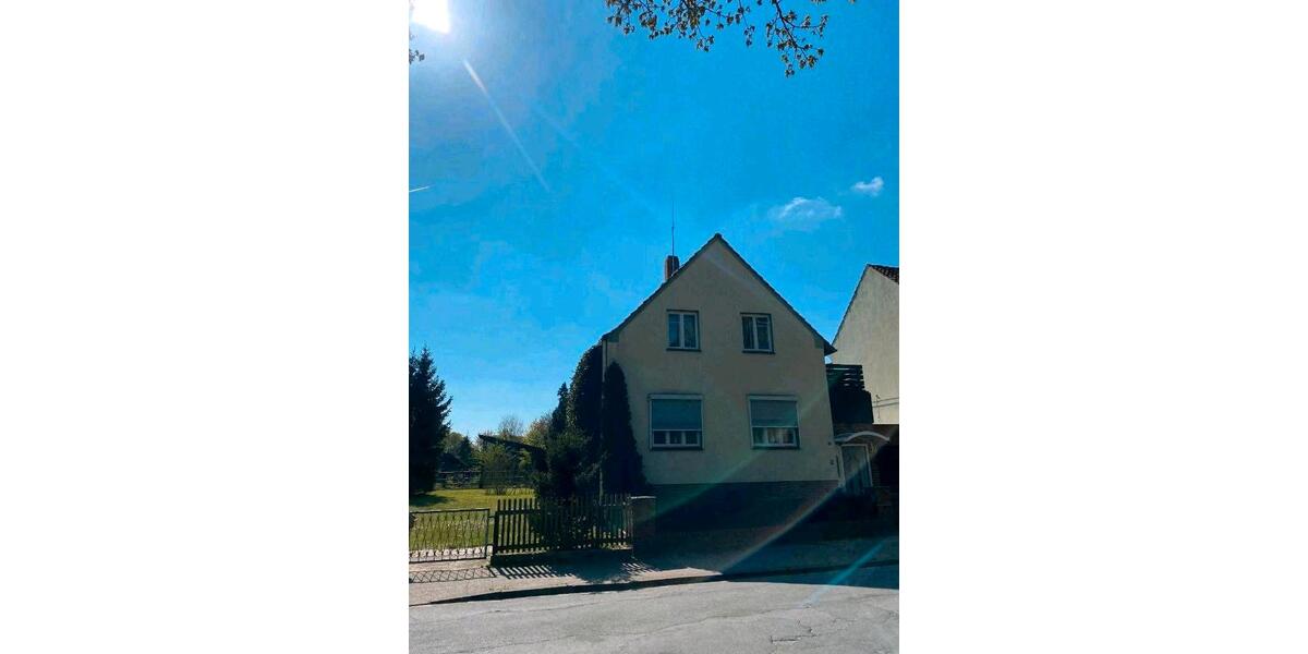Einfamilienhaus Uetze - 7 Zimmer, 150 m&sup2;, 229.000&euro; | Angebot:26619953