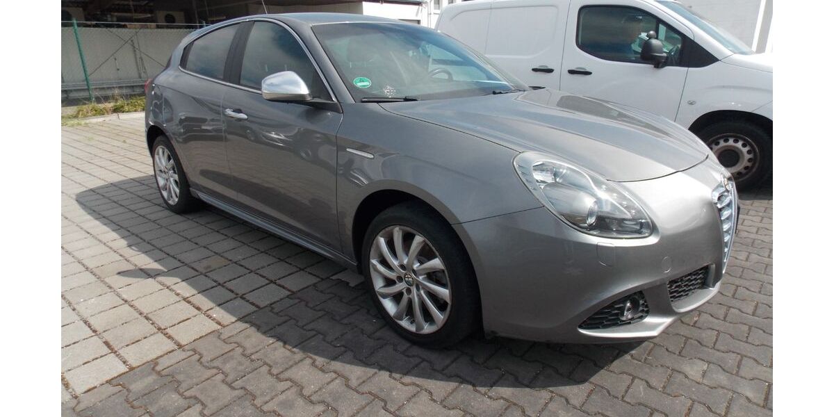 Alfa Romeo Giulietta 100.000 km 8.990 &euro; Mahlow 15831