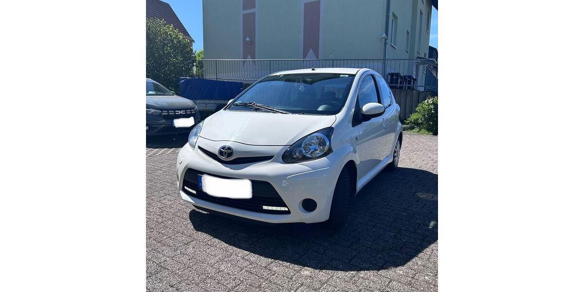 Toyota Aygo (X) 38.882 km 6.500 &euro; Sonneberg 96515