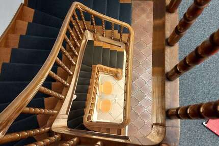 Haus Siegburg - 14 Zimmer, 358 m&sup2;, 2.800&euro; | Angebot:24601204