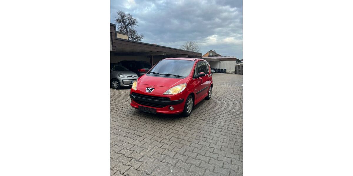 Peugeot 1007 106.000 km 1.799 &euro; Jettingen 71131