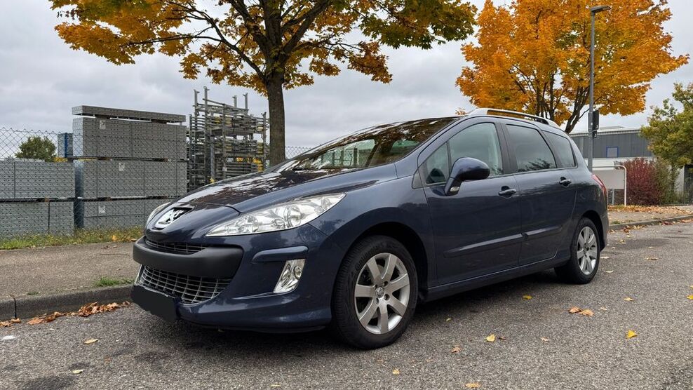 Peugeot 308 112.000 km 3.600 € Böblingen 71032