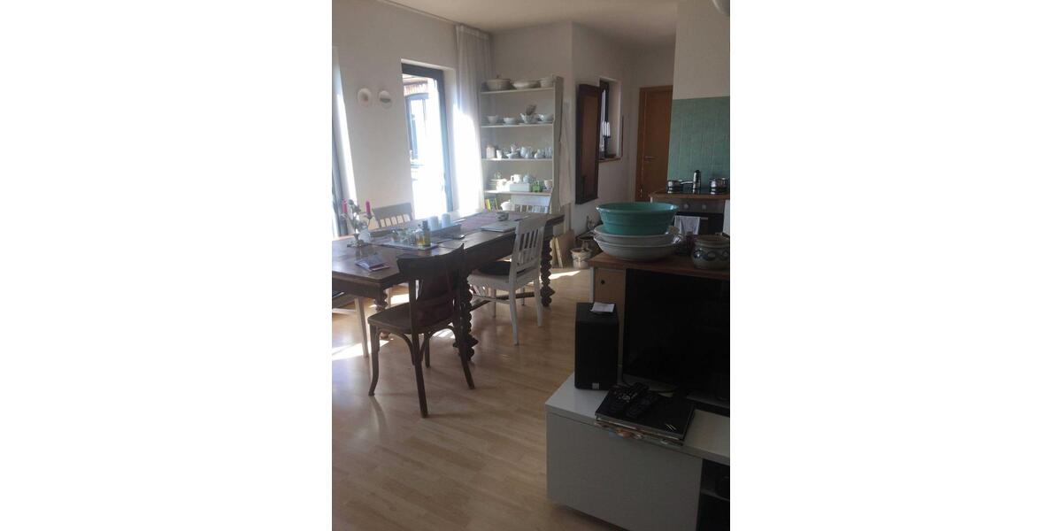 Sehr schöne Dachgeschoss Wohnung im Mühlwegviertel 2 zimmer