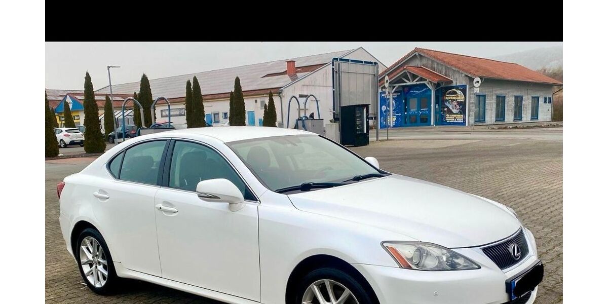 Lexus IS 200 177.000 km 6.299 &euro; Bad Breisig 53498