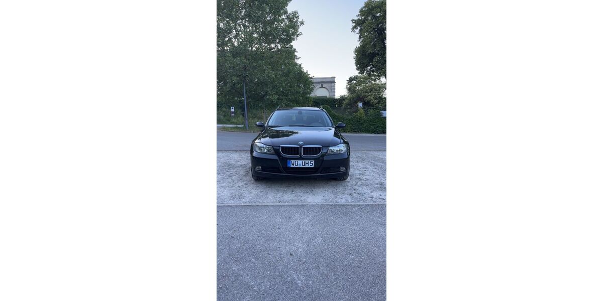 BMW 320 325.000 km 2.900 &euro; Zell am Main 97299