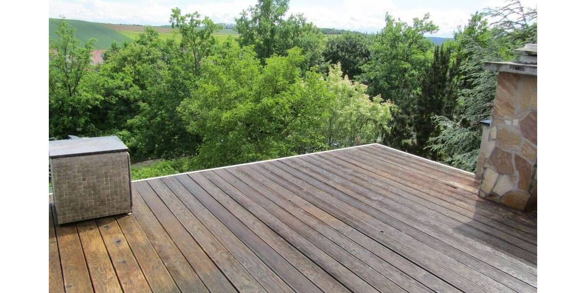 Etagenwohnung Gera Bieblach-Ost - 4 Zimmer, 198 m&sup2;, 1.500&euro; | Angebot:26891815