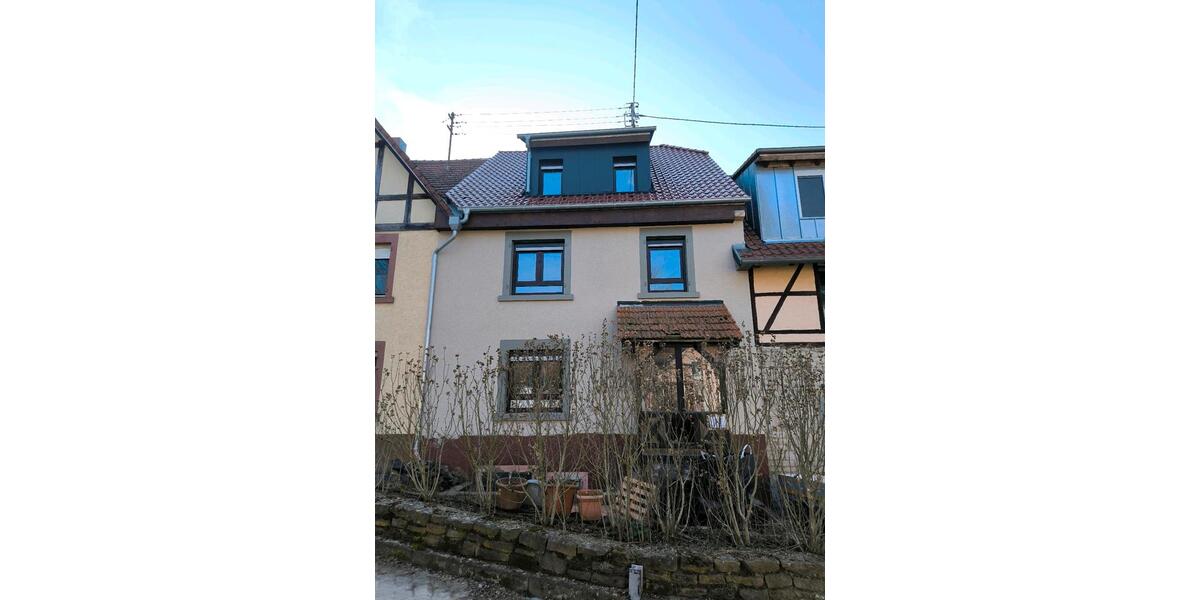 Bauernhaus, Landhaus Billigheim - 5 Zimmer, 168 m&sup2;, 1.600&euro; | Angebot:25803243