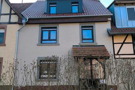 Haus Billigheim - 5 Zimmer, 168 m&sup2;, 1.700&euro; | Angebot:25803243