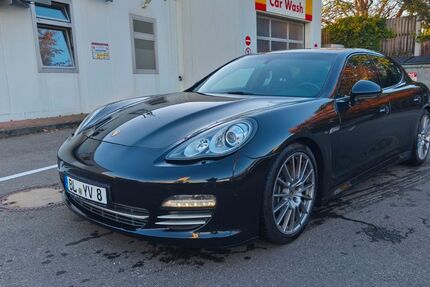 Porsche Panamera 176.000 km 22.900 &euro; Schömberg 72355