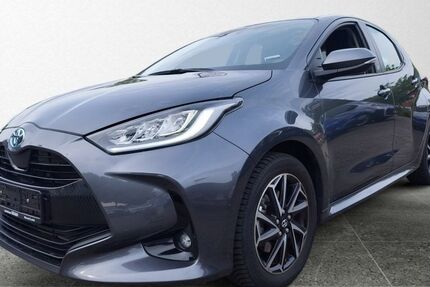Toyota Yaris 17.000 km 20.390 &euro; Winsen 21423