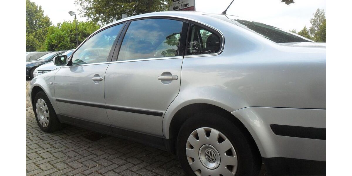 VW Passat 114.000 km 2.999 &euro; Uetze OT Dollbergen 31311