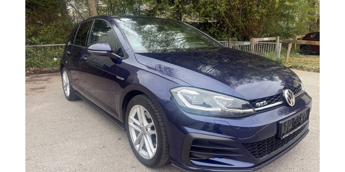 VW Golf 128.200 km 19.000 &euro; Essingen 73457