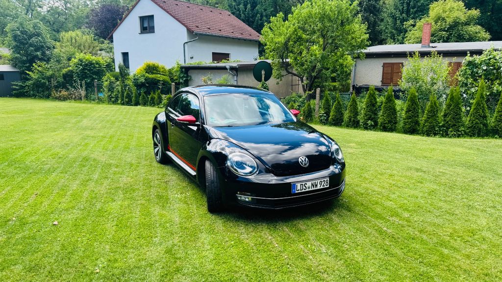 VW Beetle 256.064 km 8.499 &euro; Heidesee 15754