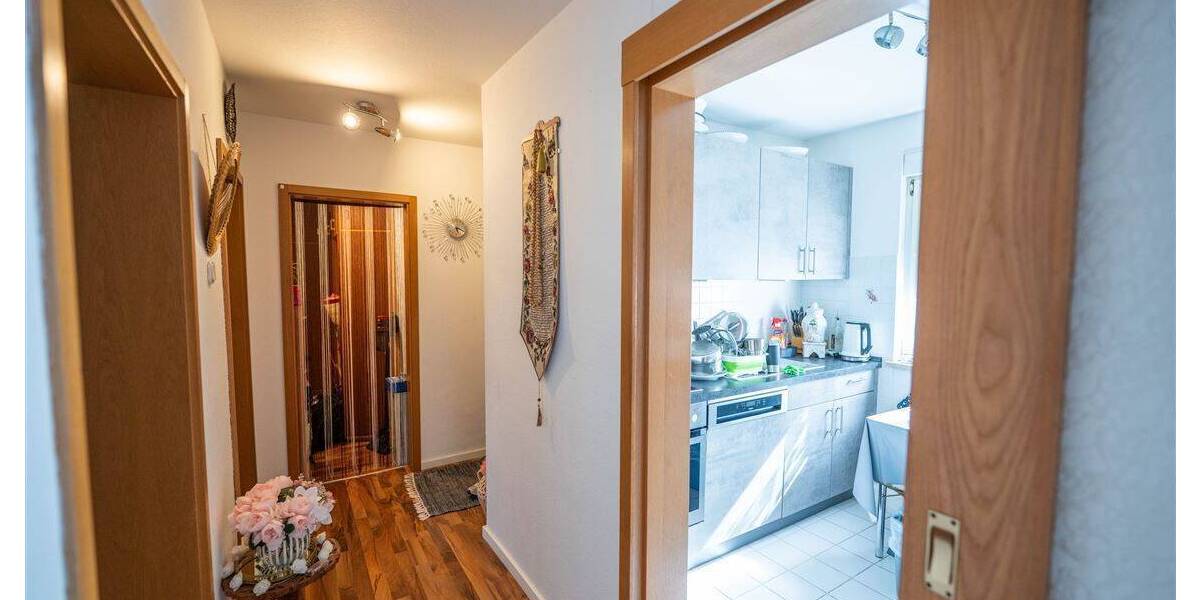 Etagenwohnung Ulm Mitte - 4 Zimmer, 80 m&sup2;, 199.000&euro; | Angebot:26858592