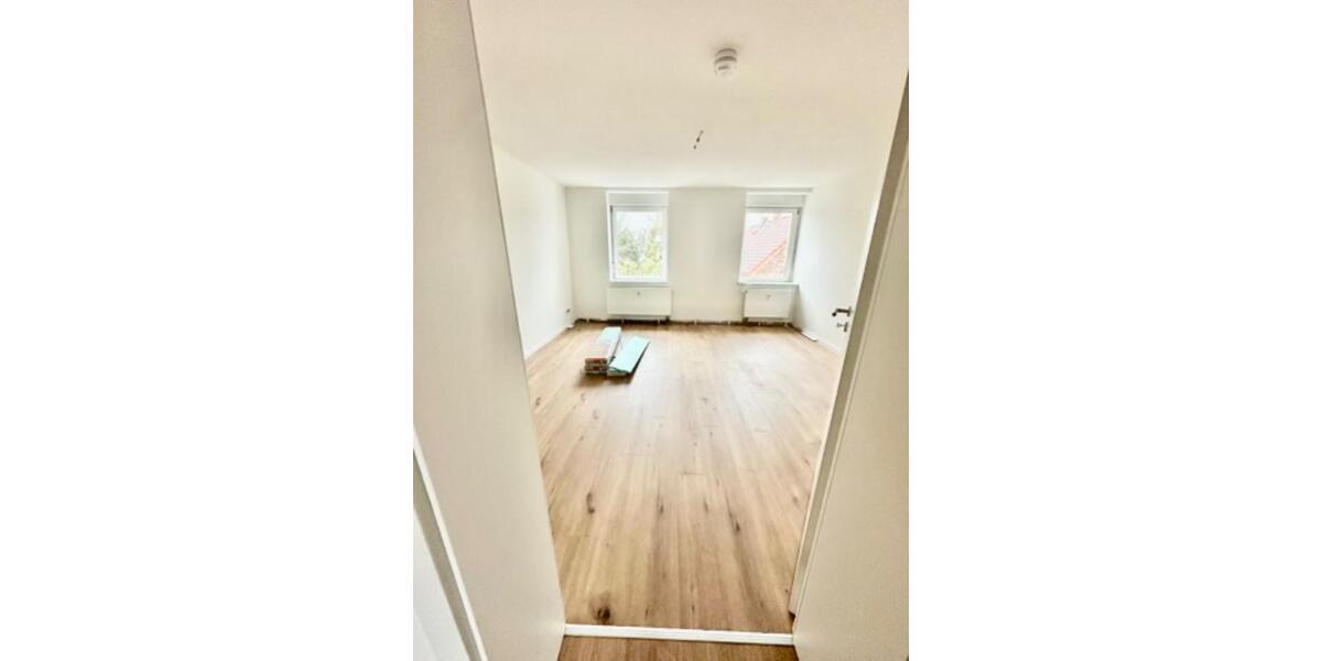 Etagenwohnung Bitterfeld-Wolfen Greppin - 3 Zimmer, 84 m&sup2;, 630&euro; | Angebot:25614501