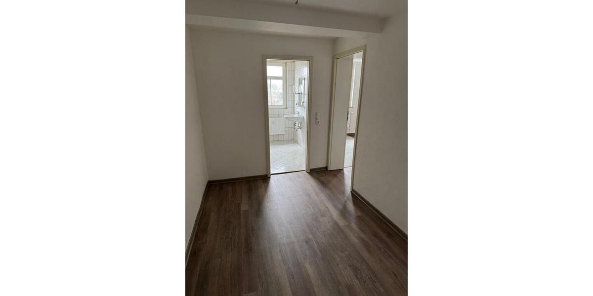 Etagenwohnung Krölpa - 1 Zimmer, 35 m&sup2;, 300&euro; | Angebot:25087518