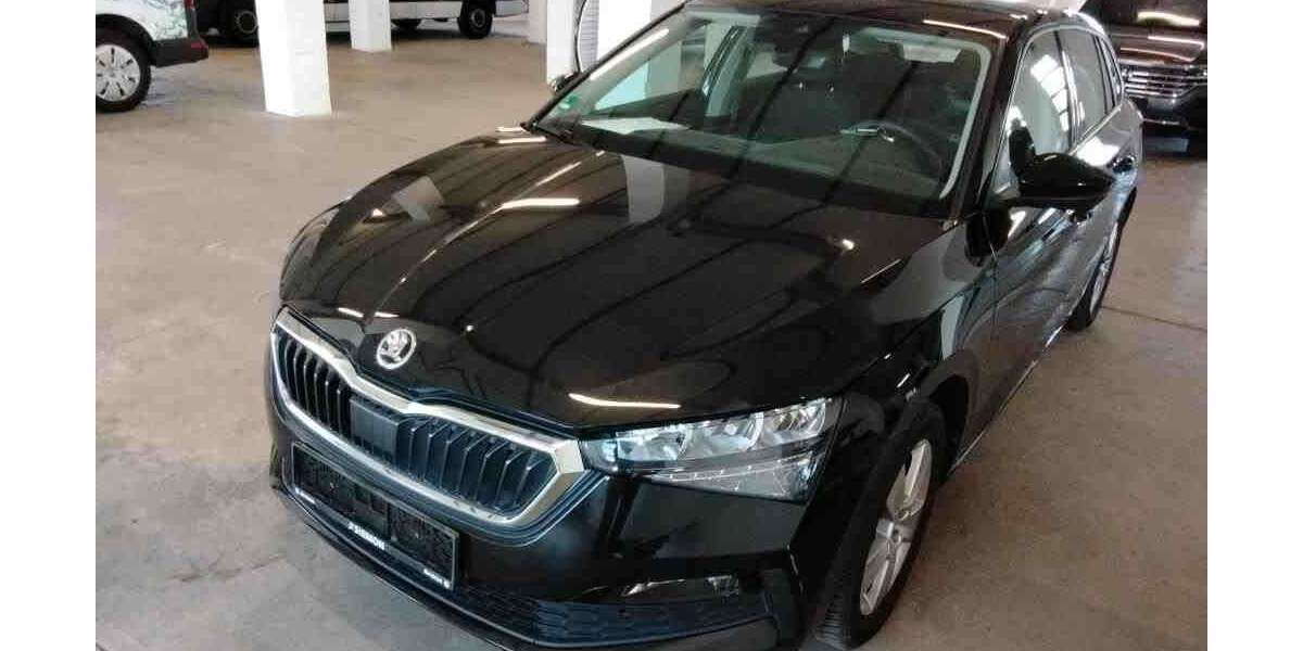 Skoda Scala 98.000 km 13.690 &euro; Braunschweig 38116