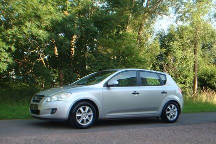 Kia ceed / Ceed 233.205 km 1.390 &euro; Mechterstädt 99880