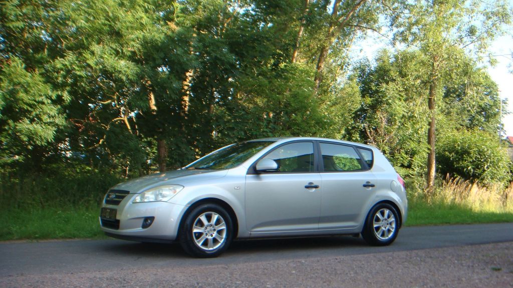Kia ceed / Ceed 233.205 km 1.390 &euro; Mechterstädt 99880
