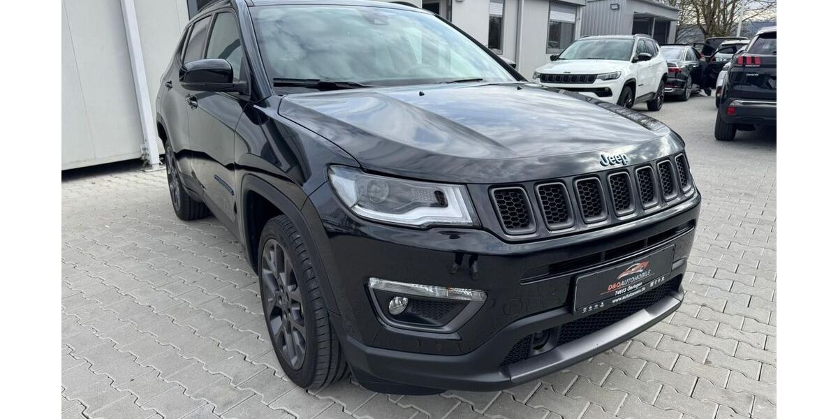 Jeep Compass 19.000 km 20.990 &euro; Öhringen 74613