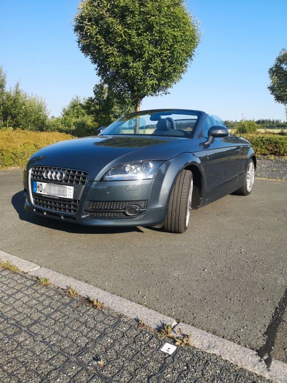 TT