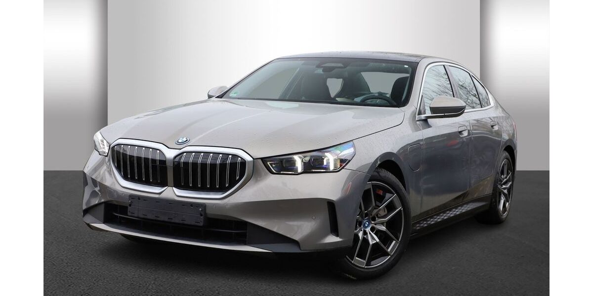 BMW 550 22.053 km 69.740 &euro; Marl 45770