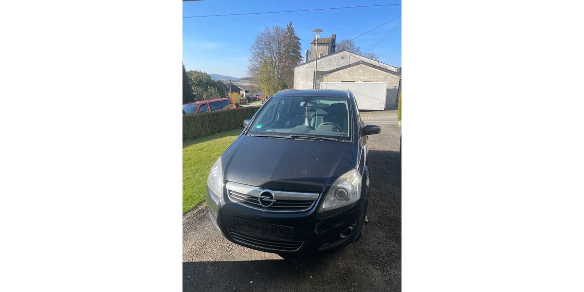 Opel Zafira 150.000 km 900 &euro; Eschlkam 93458