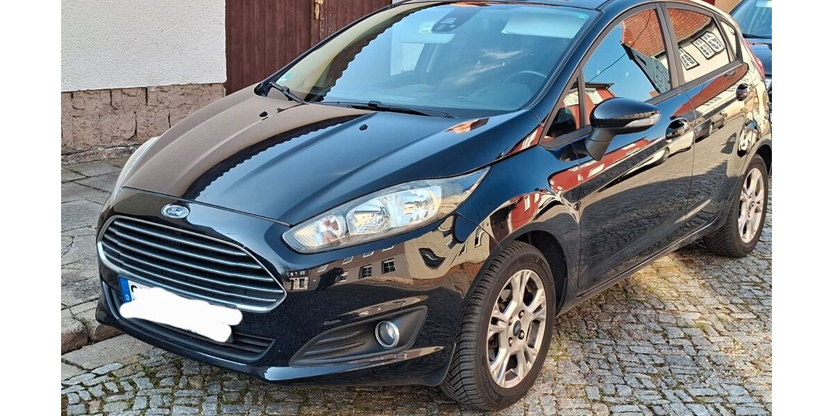 Ford Fiesta 147.000 km 4.500 &euro; Gebesee 99189