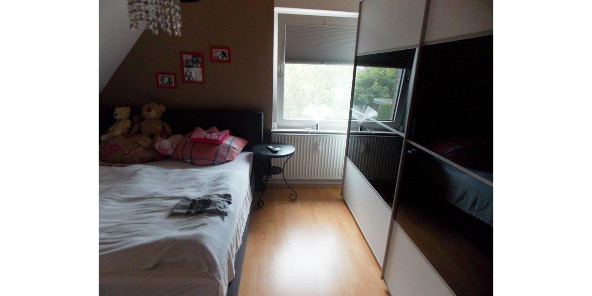 Dachgeschoßwohnung Faßberg - 4 Zimmer, 83 m&sup2;, 620&euro; | Angebot:26162102