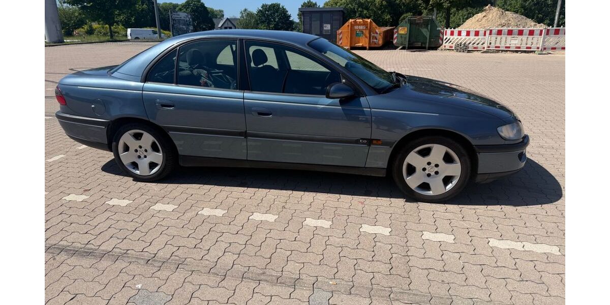 Opel Omega 154.200 km 2.600 &euro; Bad Oldesloe 23843