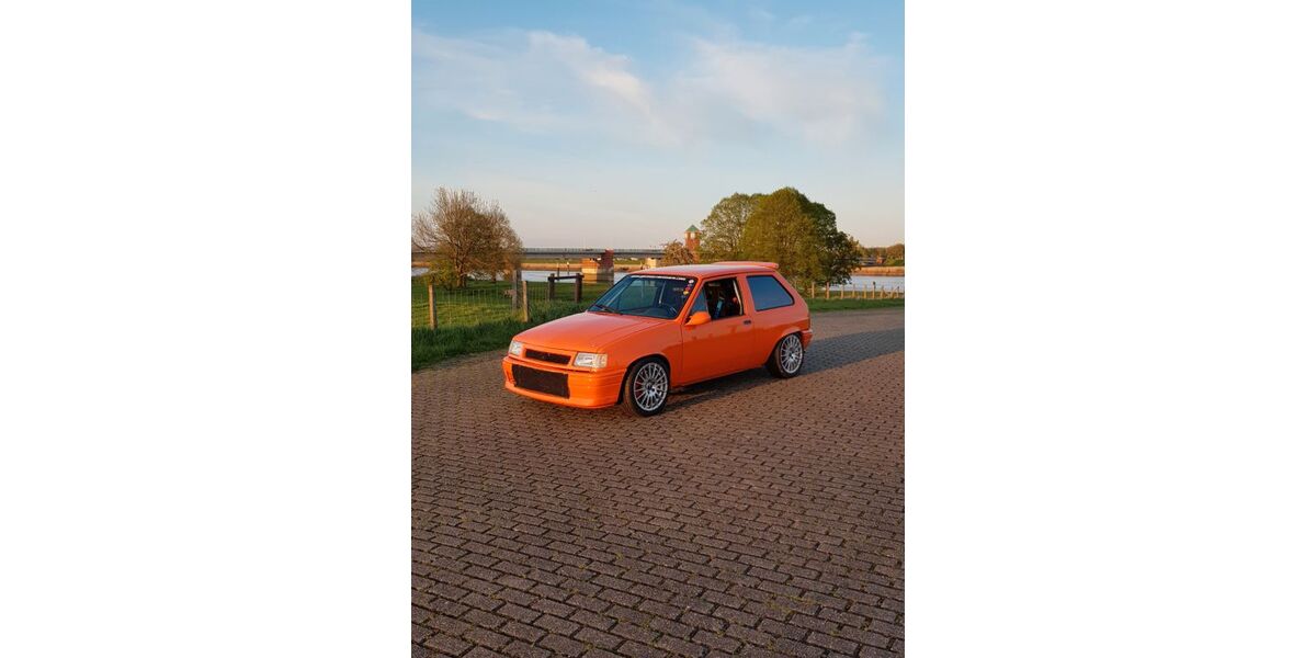 Opel Corsa 999.999 km 12.800 € Leer 26789