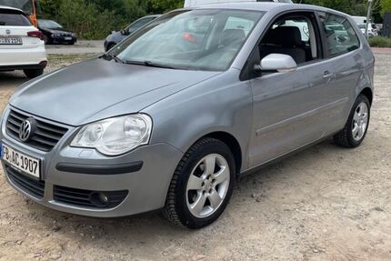 VW Polo