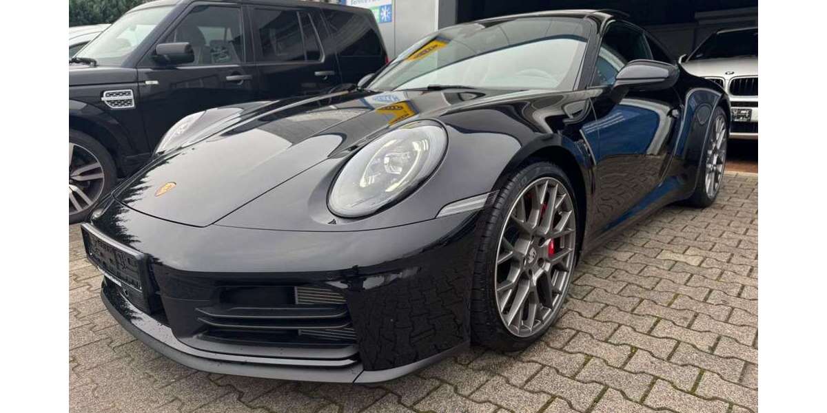Porsche 911 3.900 km 155.899 &euro; Bielefeld 33609