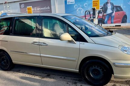 Peugeot 807 210.000 km 4.500 &euro; München 81543