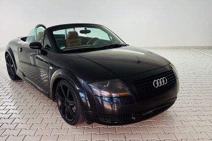 Audi TT 221.700 km 3.700 &euro; Düsseldorf 40229
