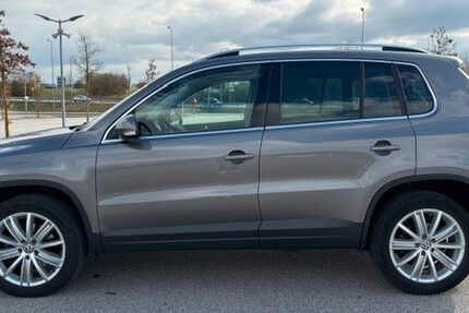 VW Tiguan 67.500 km 13.499 &euro; Regensburg 93055